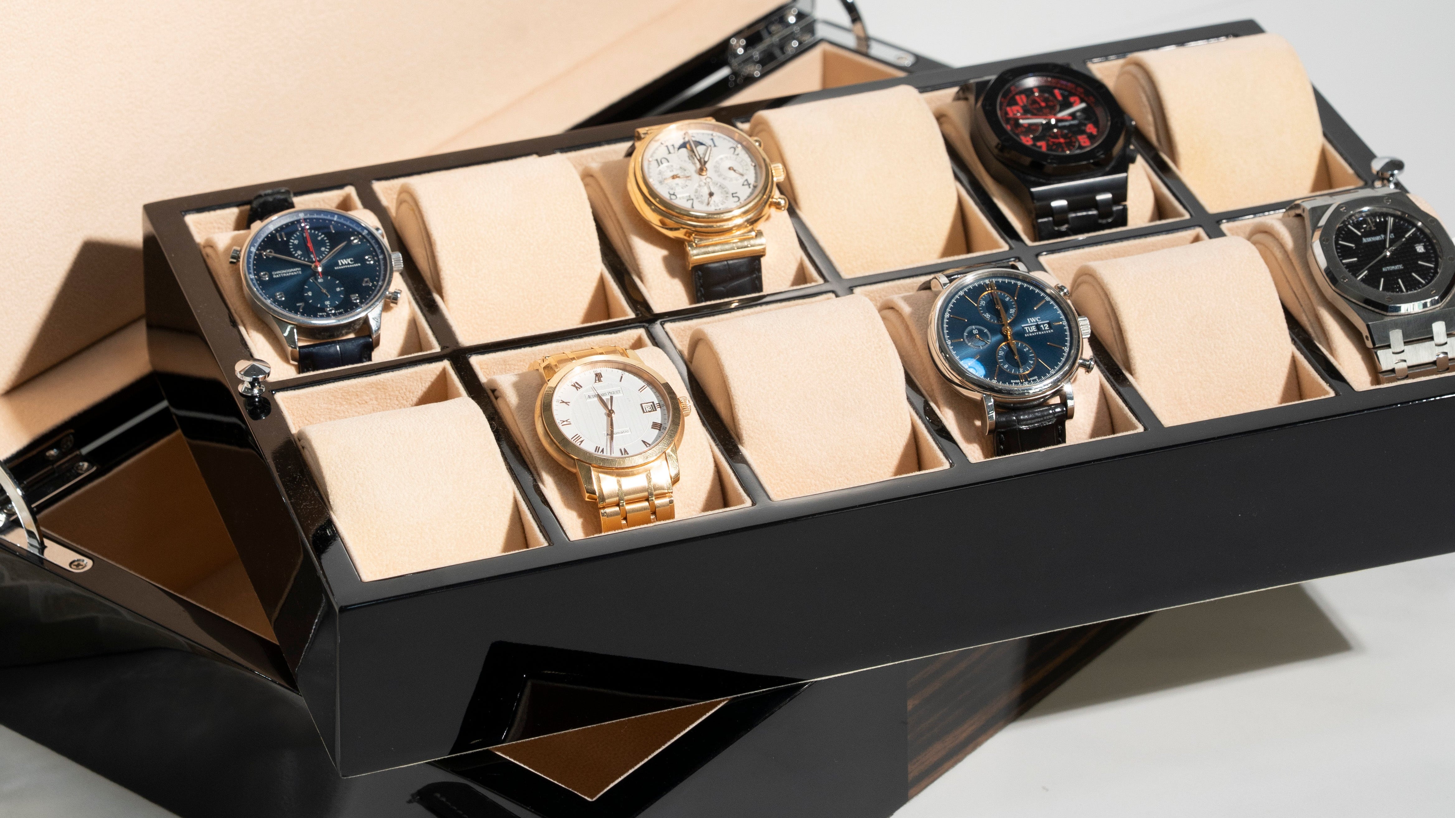 How to Choose a Luxury Wooden Watch Box for Your Rolex in the US?