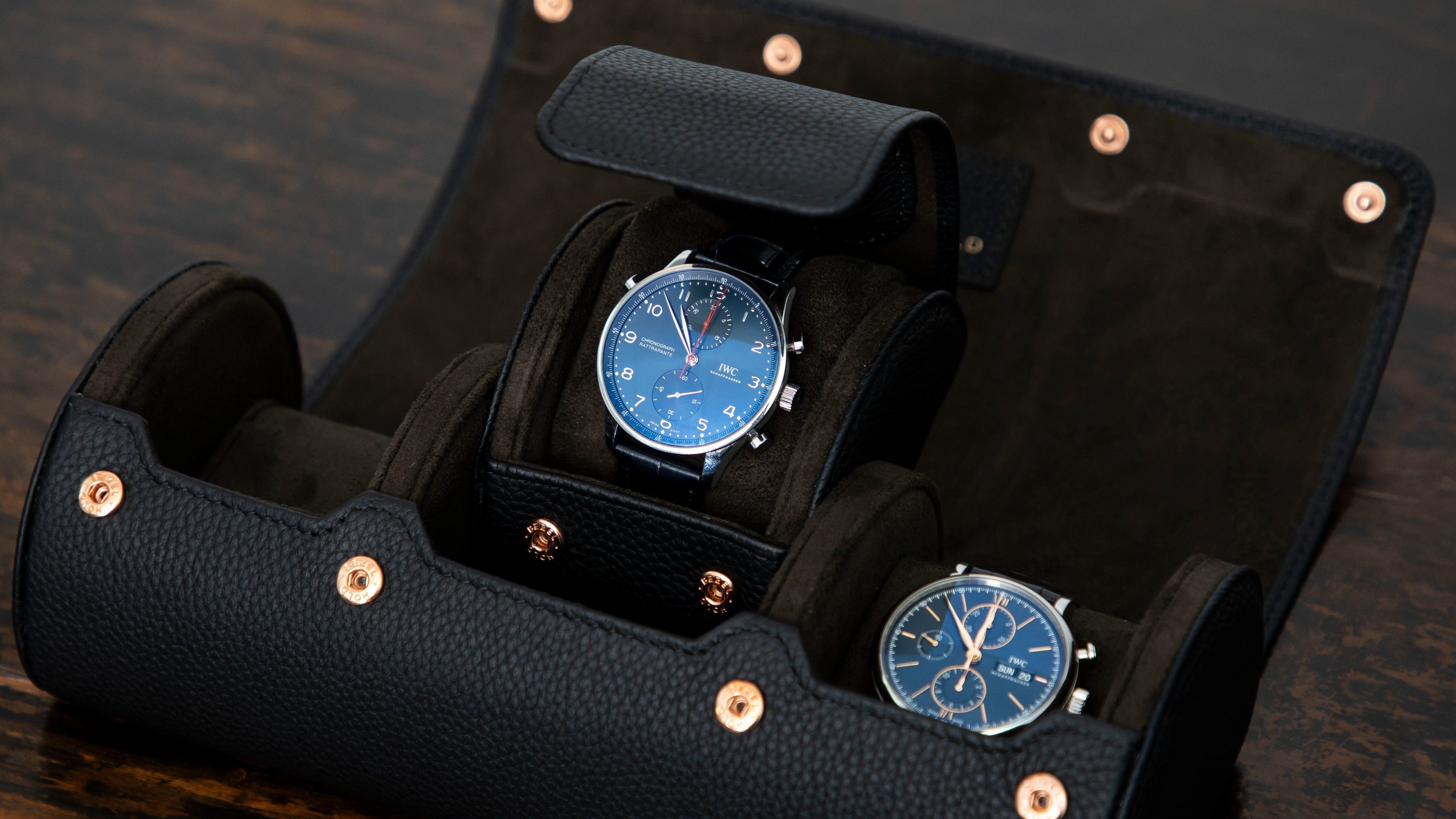 The Capsule (Midnight/Olive)