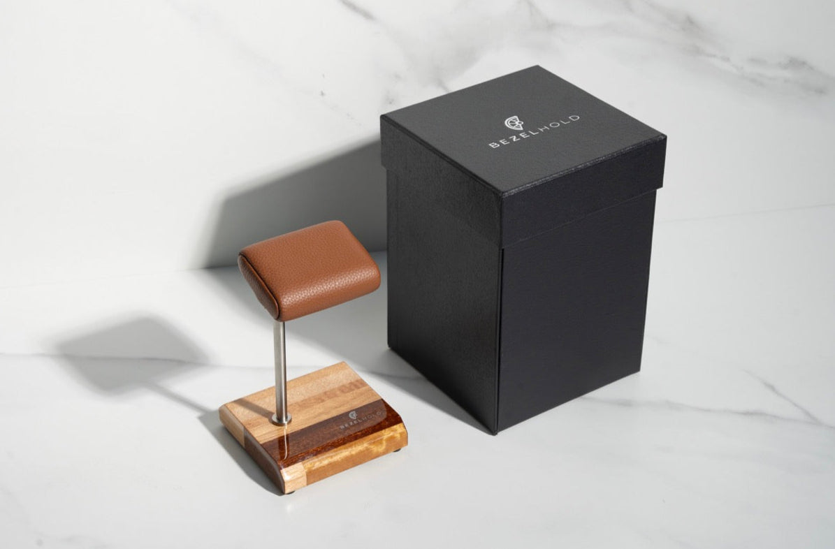 brown leather watch stand with gift box