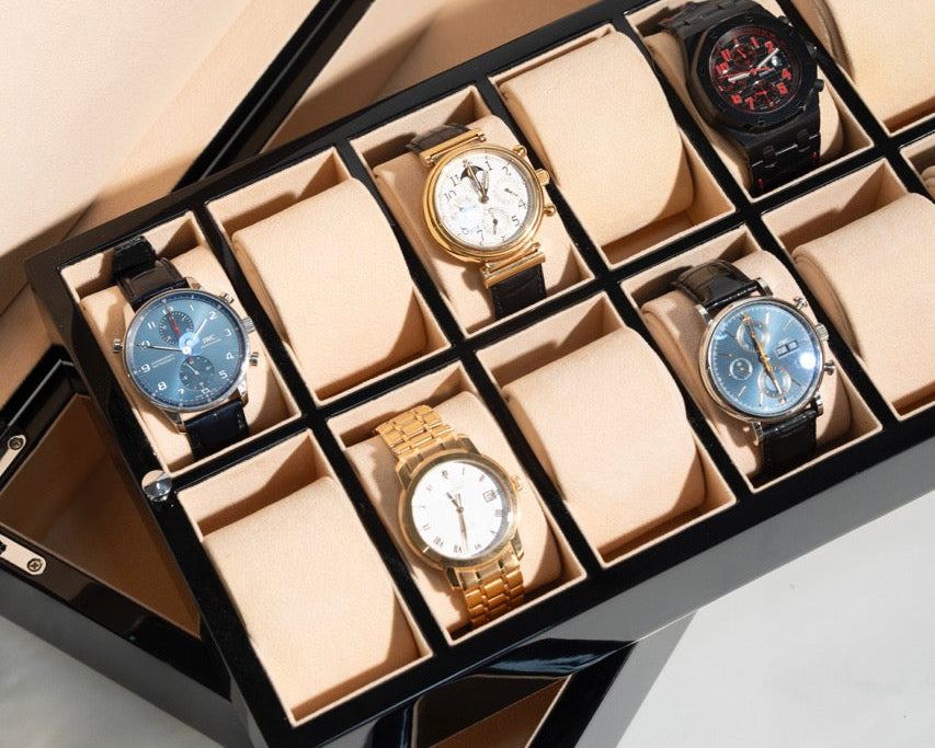 Why a Luxury Wooden Watch Box Outlasts Carbon Fiber and Leather Alternatives